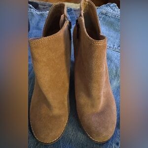 Lucky Brand Tan Suede Ankle Boots